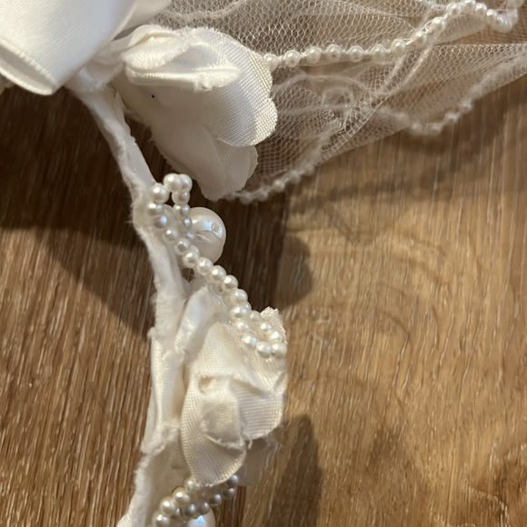 Veil - Picture 9 of 9